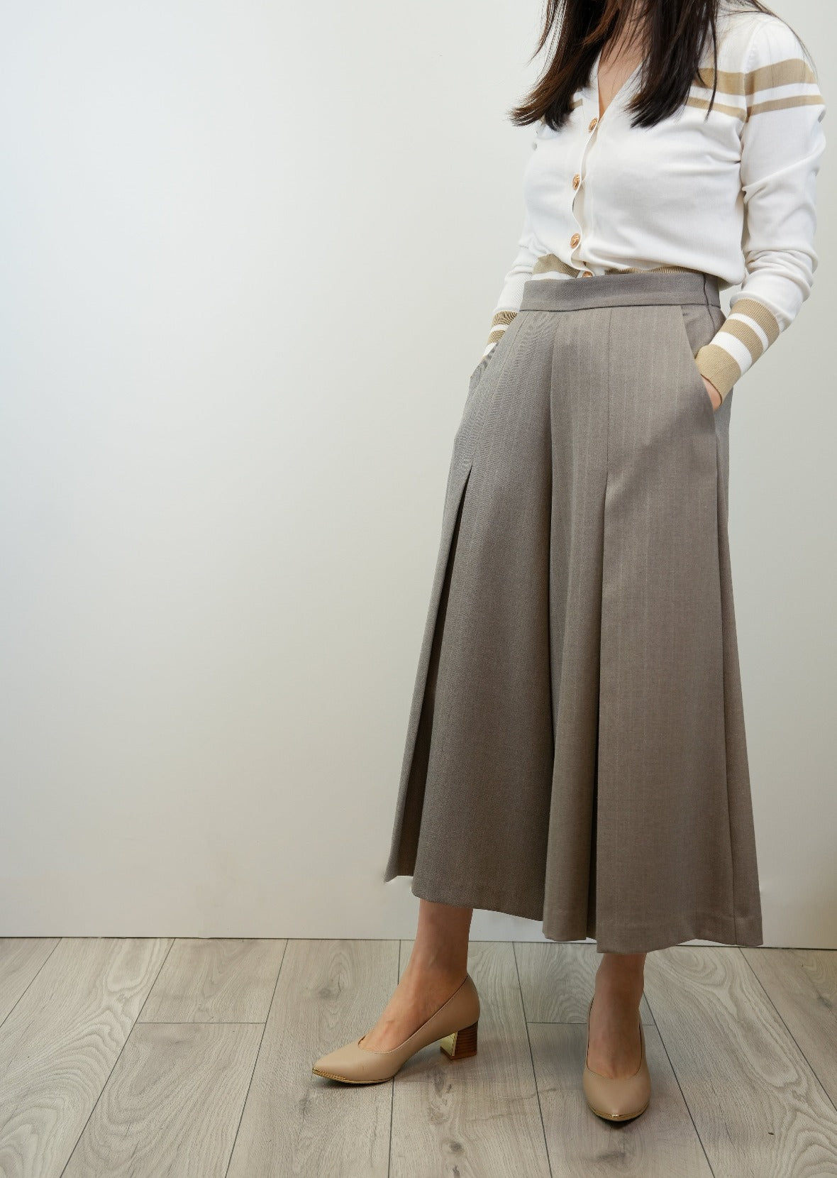 Wide pants